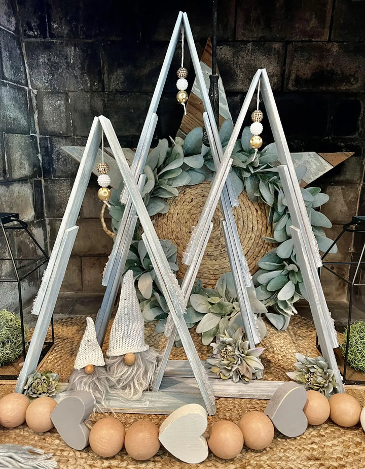 Uneven Ground | Table Runner | Wreath & More ProjectHomeDIY