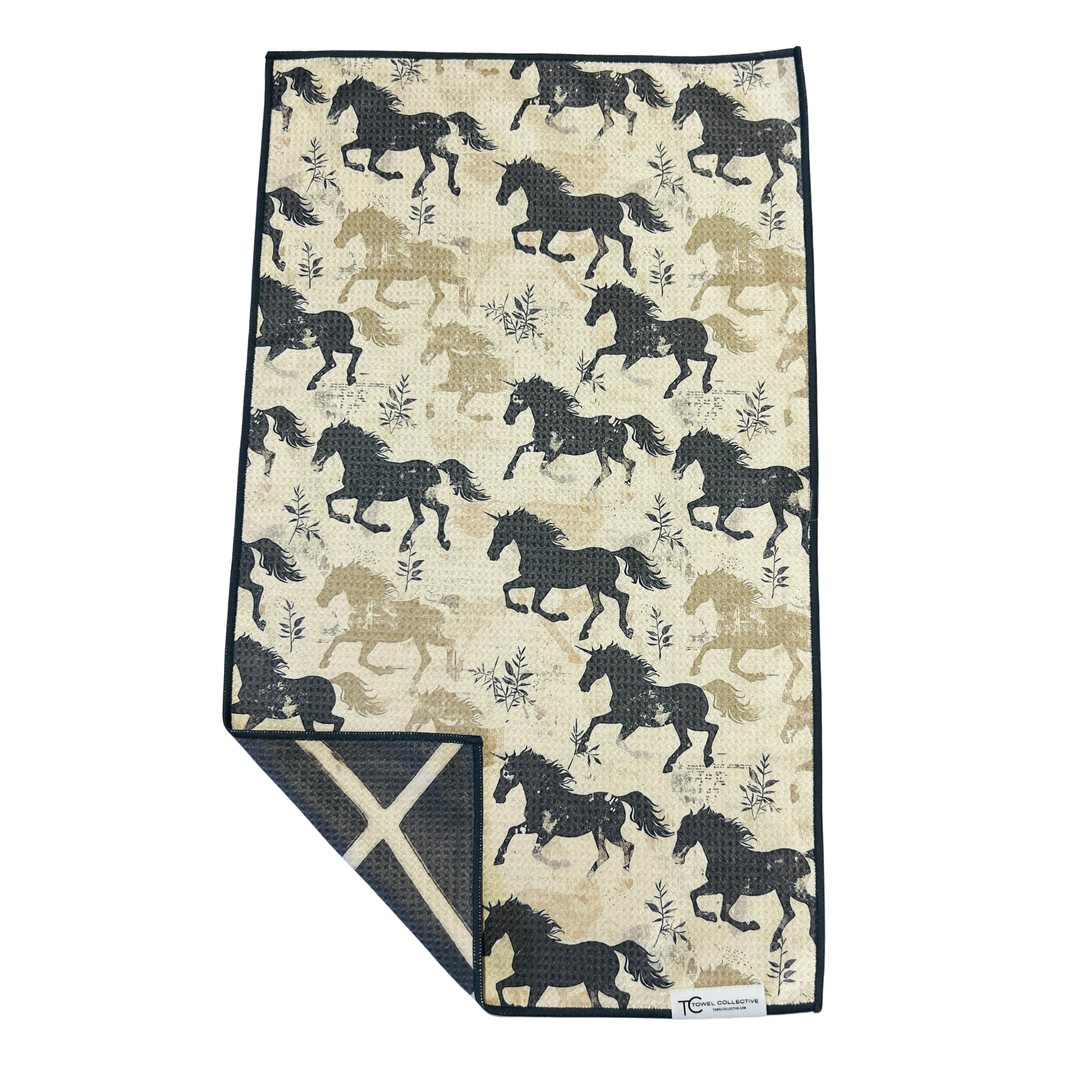 Mustang | Reversible Towel