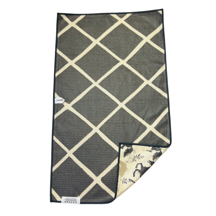 Mustang | Reversible Towel