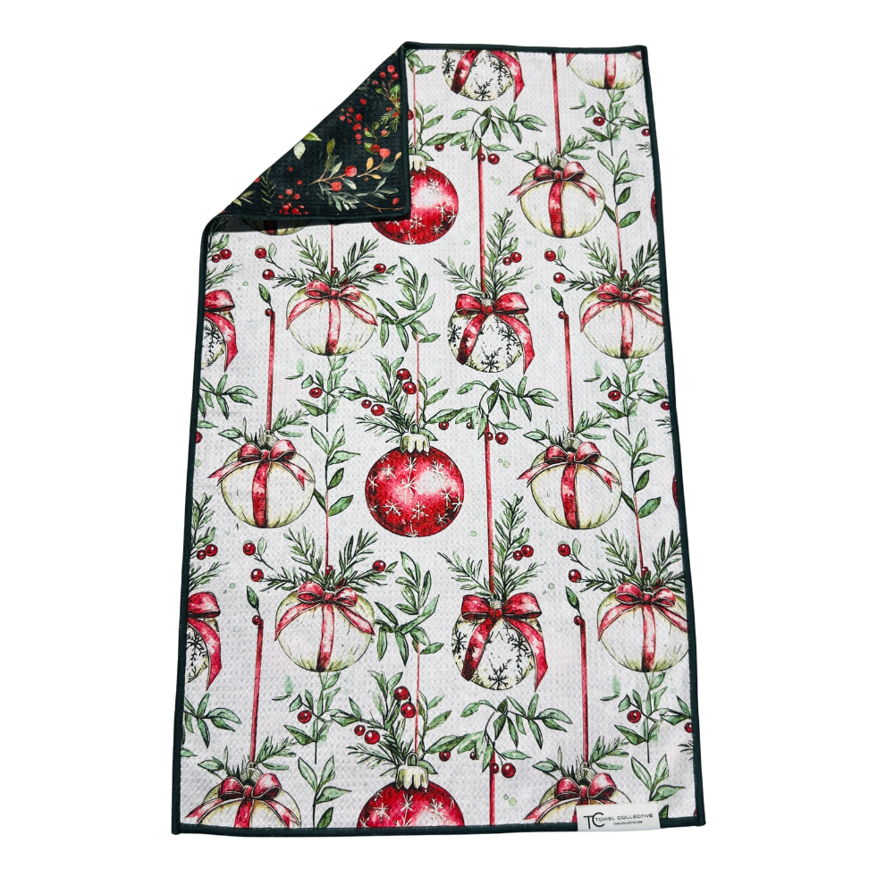Berries & Bulbs | Reversible Towel (December Subscription)
