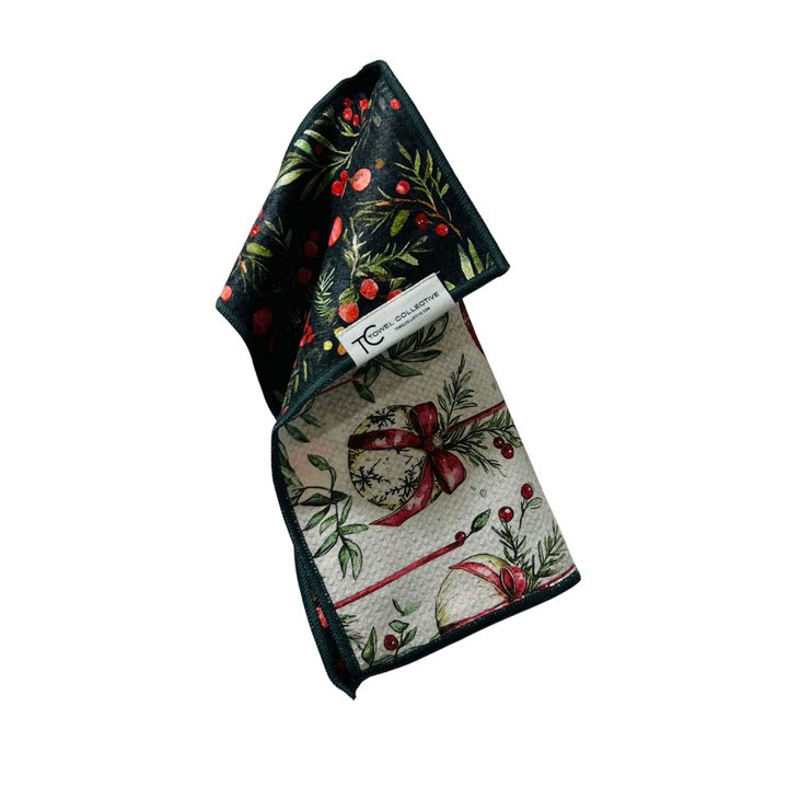 Berries & Bulbs | Reversible Towel (December Subscription)