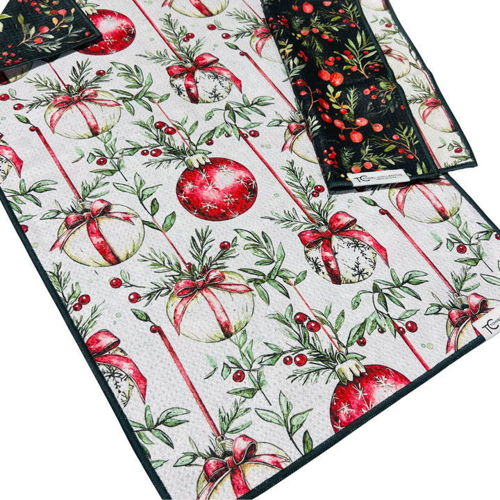 Berries & Bulbs | Reversible Towel (December Subscription)
