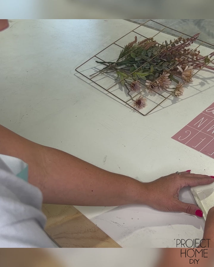 Autumn Harvest Wreath |  Square Wire & Floral w/ Mesh Stencil