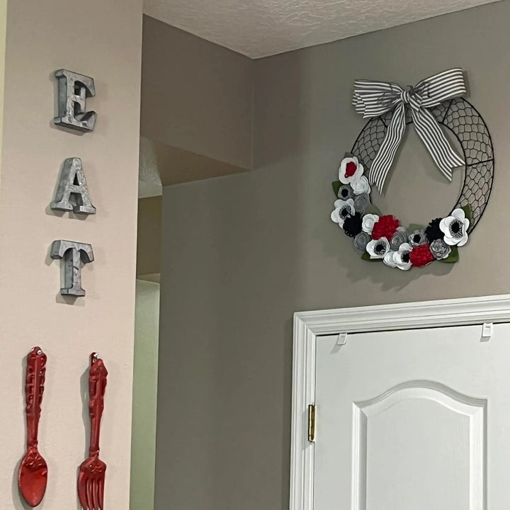 Bloom Your Own Way | Felt Flower Wreath | DIY Felt Flowers