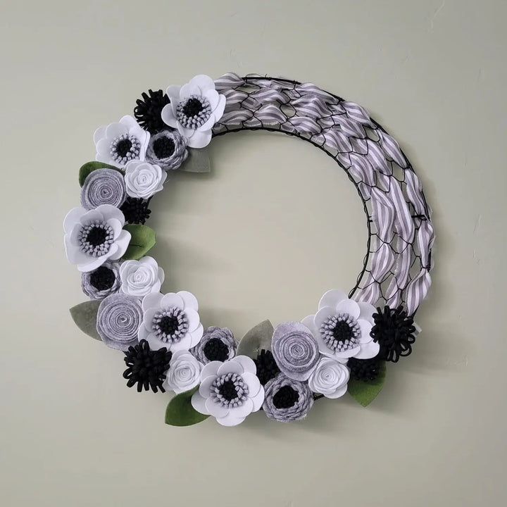 Bloom Your Own Way | Felt Flower Wreath | DIY Felt Flowers