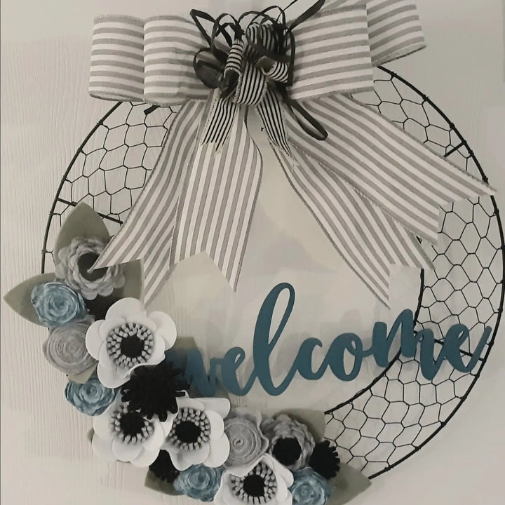 Bloom Your Own Way | Felt Flower Wreath | DIY Felt Flowers